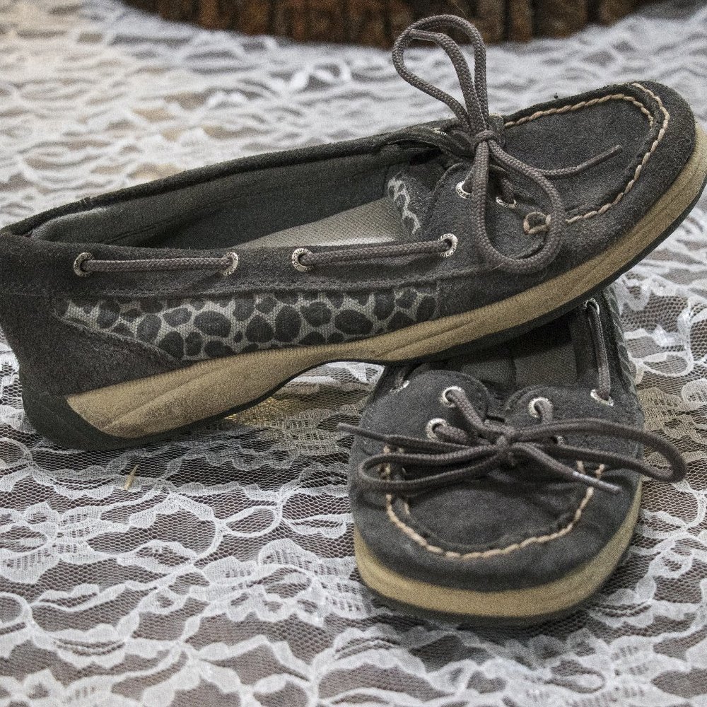 Sperry Leopard Print Gray Top Siders loafers